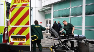 Държавните болници в Лондон са принудени да се справят с