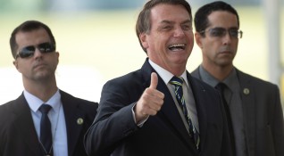 Twitter изтри два поста на бразилския президент Жаир Болсонаро в