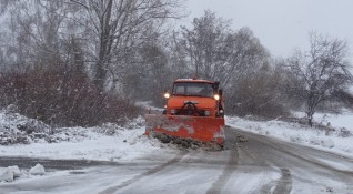 В София 176 снегопочистващи машини са извършили обработки във всички