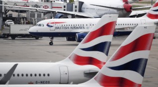 Очаква се компанията собственик на British Airways IAG да