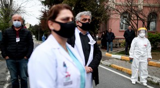 Турция планира да започне метод за мечение на коронавирус чрез