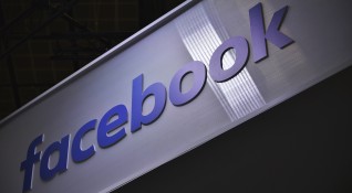 Американската компания Facebook собственик на едноименната социална мрежа ще събира