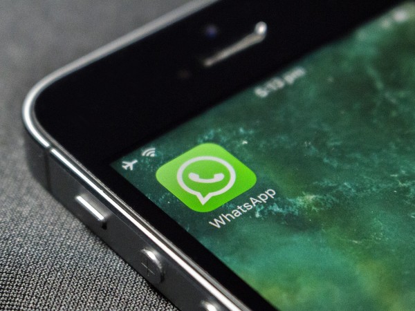 Мобилното приложение WhatsApp вече започва да ограничава споделянето на съобщение
