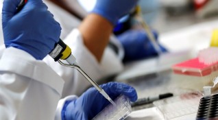 Българска ваксина срещу коронавируса се разработва в Института по микробиология
