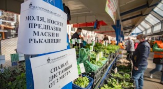 Столичната полиция затваря Женския пазар след консултация със Столичната община