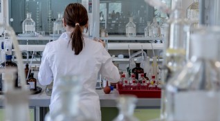 Откриват в Пловдив втора лаборатория за тестване на проби за