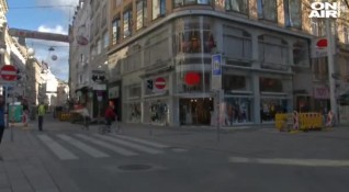 Хиляди магазини вече работят в Австрия Страната е една от