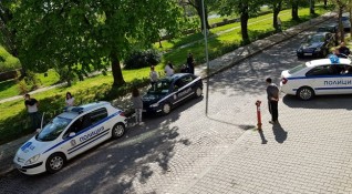 Пловдивските полицаи тръгнаха на масови проверки по улици градинки и