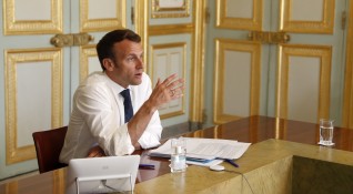 Рейтингът на одобрение на френския президент Еманюел Макрон през април