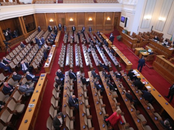 Парламентарната група на ГЕРБ няма да участва в извънредното заседание