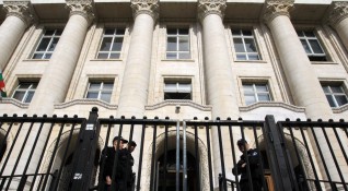 Правосъдният министър Данаил Кирилов предложи друг а не председателят на