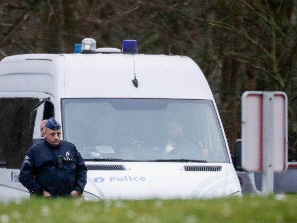 Белгийските власти успяха да задържат шестима души, които са предполагаеми