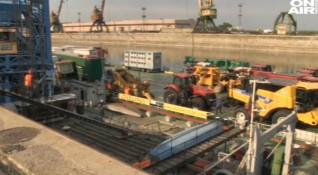 15 верижни машини които ще полагат тръбите на Балкански поток