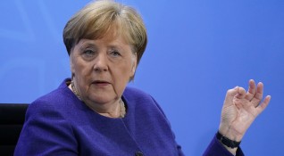 Канцлерът Ангела Меркел призовава за международна солидарност на фона на