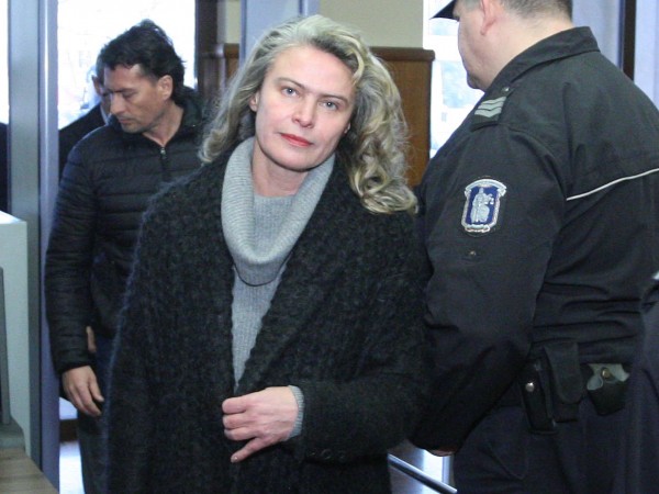 Жената на Васил Божков – Елена Динева, обжалва ареста си