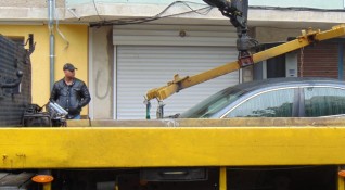 Над 4000 изоставени автомобила гният по улиците в София Досега