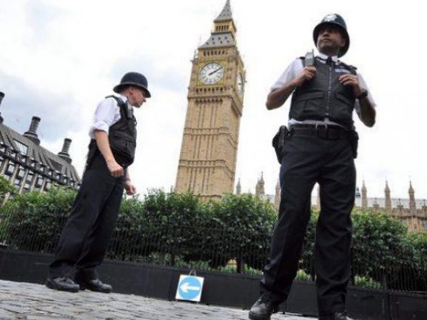Британската полиция обяви, че ако се наложи, ще разпръсне протестите