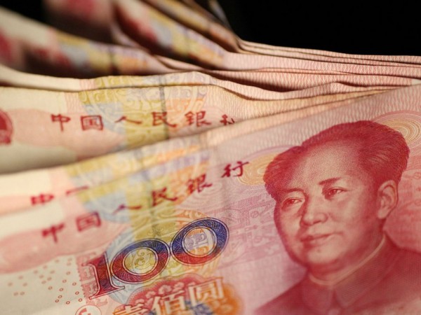 Полицията в Китай залови най-голямата партида фалшиви банкноти – 422