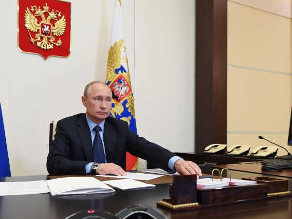 Изглежда на Владимир Путин му дойде до гуша от епидемията