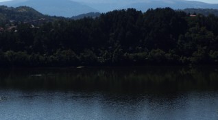 Авария на турбина във ВЕЦ Кокаляне е замърсила Панчаревското езеро