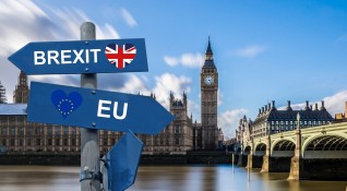 Британските преговарящи за Брекзит са разтревожени че главният европейски преговарящ