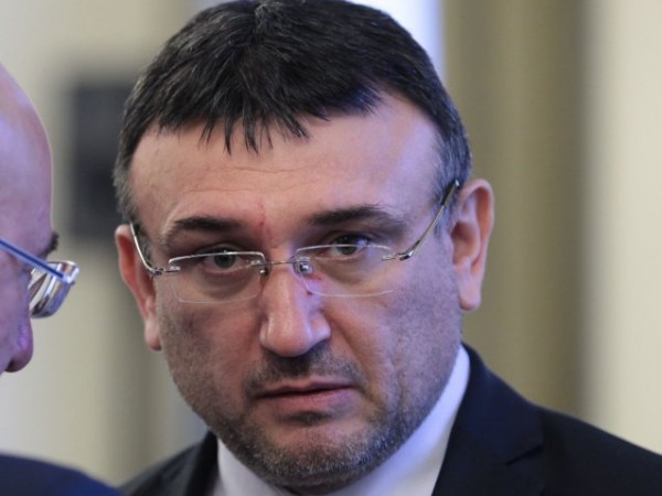 МВР шефът Младен Маринов се похвали, че има спад на