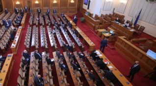 Правната комисия в парламента е отхвърлила предложенията на Обединените патриоти