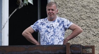Бизнесменът Васил Божков е готов да прехвърли акциите на Левски