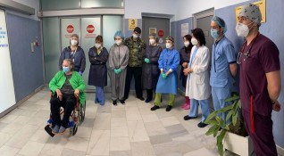 75 годишната леля Здравка от село Петърч пребори коронавируса след 65