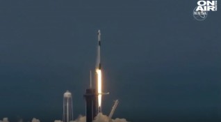 Исторически успех за космическите технологии НАСА и SpaceX успешно изстреляха