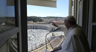Папа Франциск отслужи литургия по повод Петдесетница в базиликата Свети