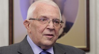 На 80 годишна възраст почина Цено Ценов президент на Европейската федерация