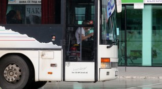 От днес се възстановяват международните автобусни превози до Гърция и
