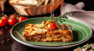 Лазанята е ястие което традиционно сервират в Италия Любителите на