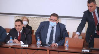 Министърът на икономиката Емил Караниколов представи новото ръководство на Българската