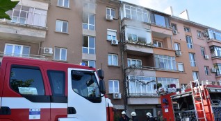 Тази сутрин е избухнал пожар в жилищен блок в Русе