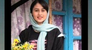 В едно иранско село баща обезглавява 14 годишната си дъщеря защото