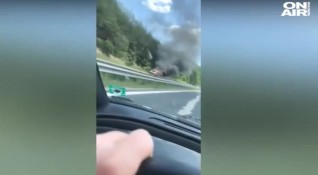 Запален автомобил затвори автомагистрала Тракия по обяд При инцидента няма