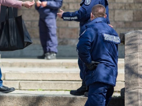 Осем души са задържани при специализирана полицейска акция във Видинско.