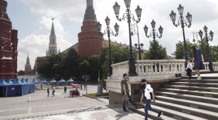 Руските власти съобщиха че частично ще отворят границите на страната