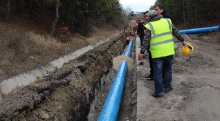 Около 30 от новите водопроводни тръби в Перник вече са
