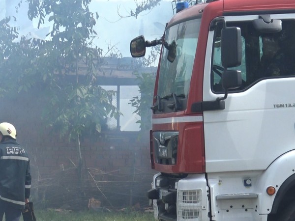 75-годишен мъж е загинал при пожар в Добрич, съобщиха от