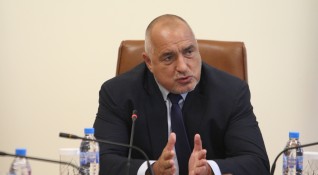 Премиерът Бойко Борисов пътува към строежа на новия участък от