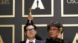 Церемонията по връчване на наградите Оскар догодина бе отложена от