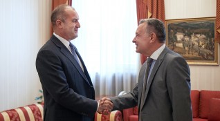 За по активен двустранен политически диалог между България и Украйна