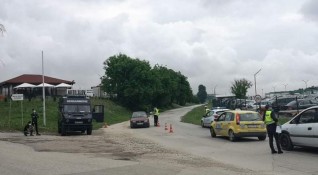 Засилените противоепидемични мерки в село Буковлък са продължени с днешна