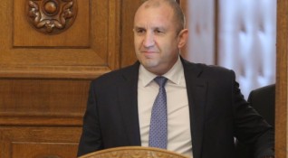 Президентът Румен Радев смята че прокуратурата все повече се очертава