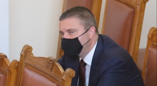 Народното събрание задължи министъра на финансите Владислав Горанов в срок