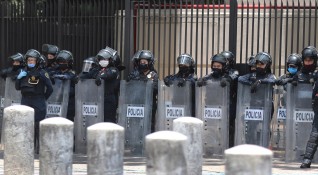Началникът на полицията в мексиканската столица Омар Гарсия Харфуч е