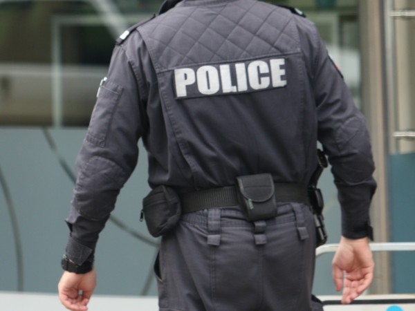 Полицията в Пазарджик издирва 39-годишен мъж, пребил възрастната си леля